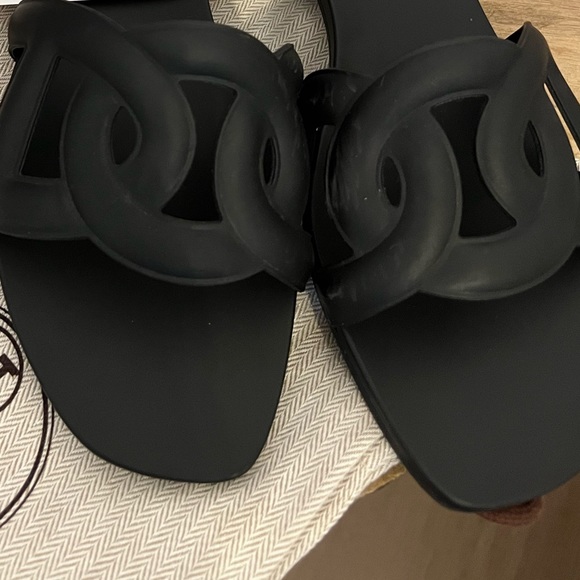 Hermes aloha sandals in Black - Picture 2 of 5
